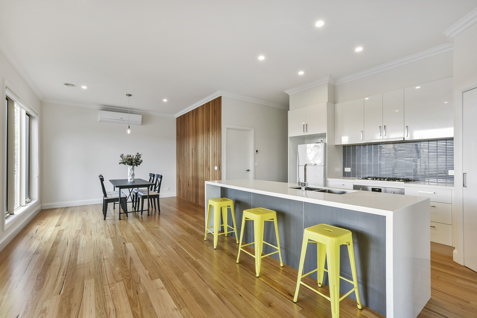 2/260 Roslyn Road, Highton, VIC 3216, Highton - Thumbnail 2