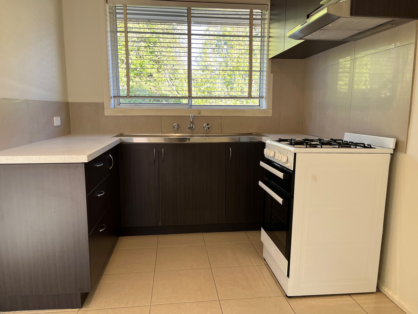 2/27-29 Burnt Street, Nunawading, VIC 3131 - Thumbnail 2 - 19/03/2025