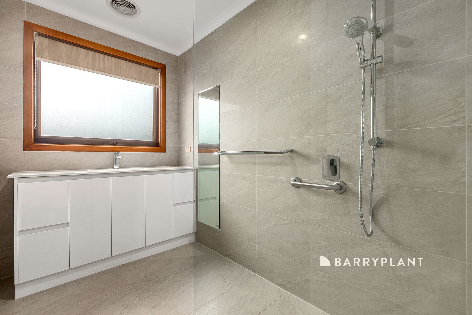 2/27-33 Beaconsfield Avenue, Beaconsfield, VIC 3807, Beaconsfield - Thumbnail 8