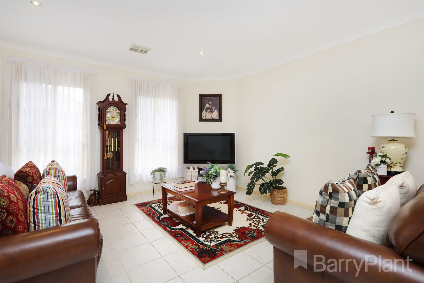 2/27 Bardsley Street, Sunshine West, VIC 3020, Sunshine West - Thumbnail 2