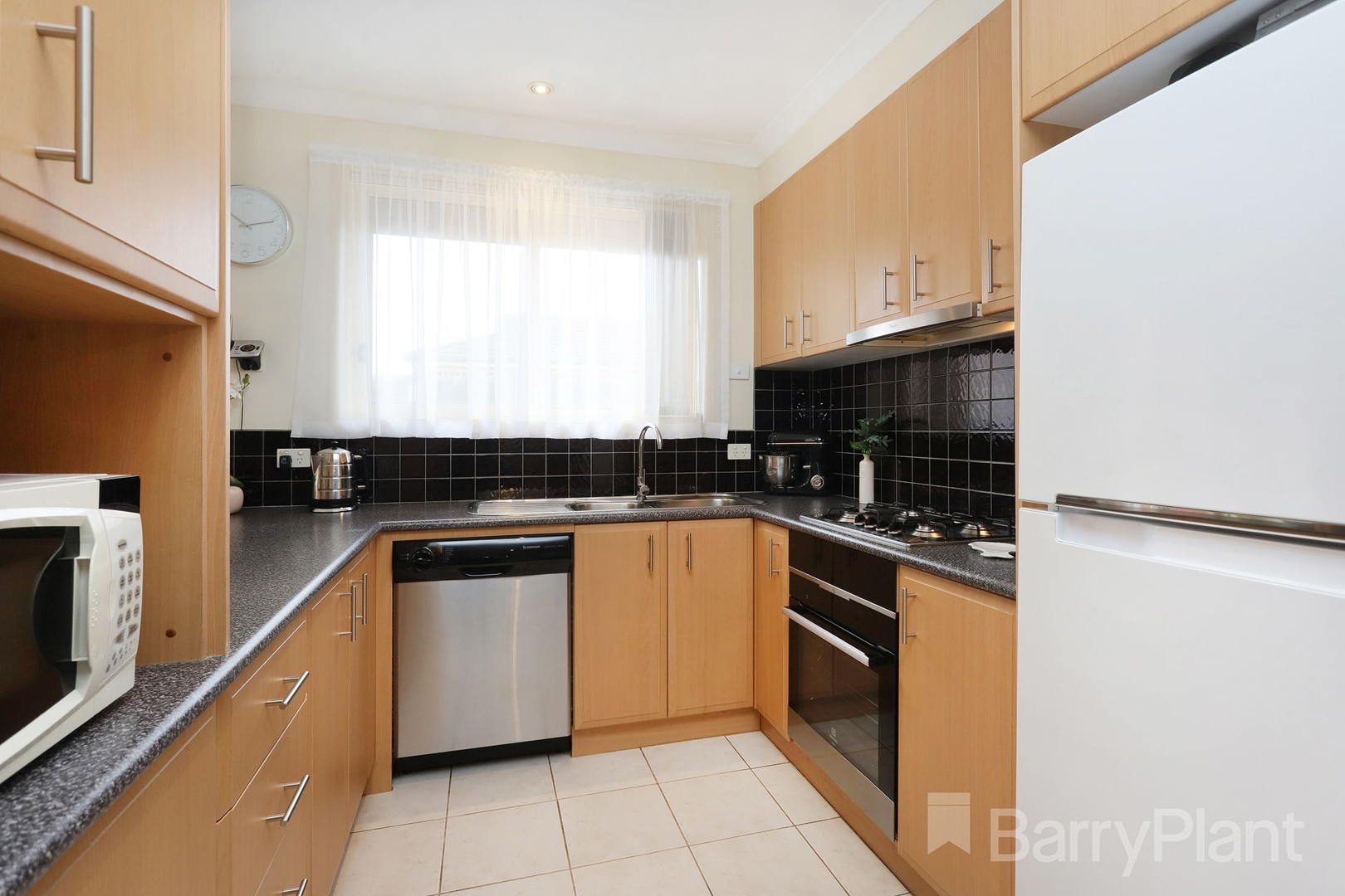 2/27 Bardsley Street, Sunshine West, VIC 3020, Sunshine West - Thumbnail 4