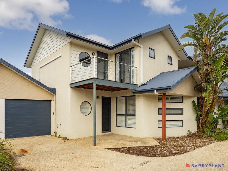 2/27 Chapel Street, Cowes, VIC 3922 - Image - 08/06/2026