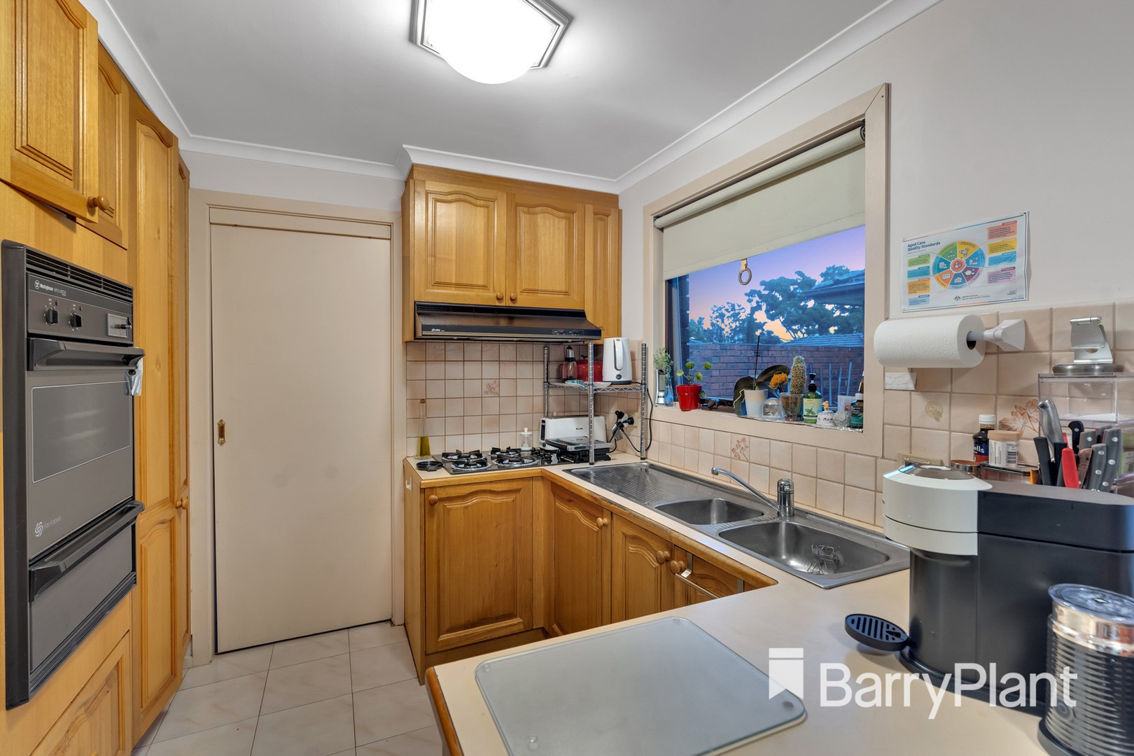 2/27 Lee Avenue, Mount Waverley, VIC 3149, Mount Waverley - Thumbnail 3
