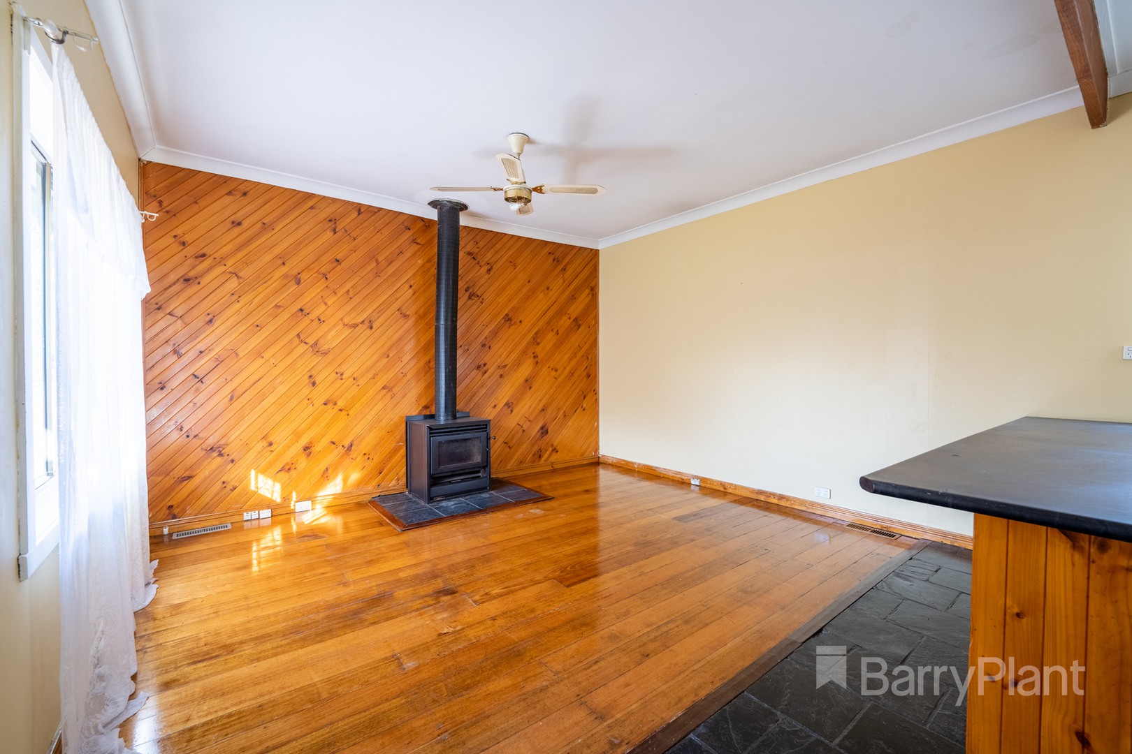 2/27 Leonard Avenue, Glenroy, VIC 3046 - Thumbnail 2 - 23/02/2026