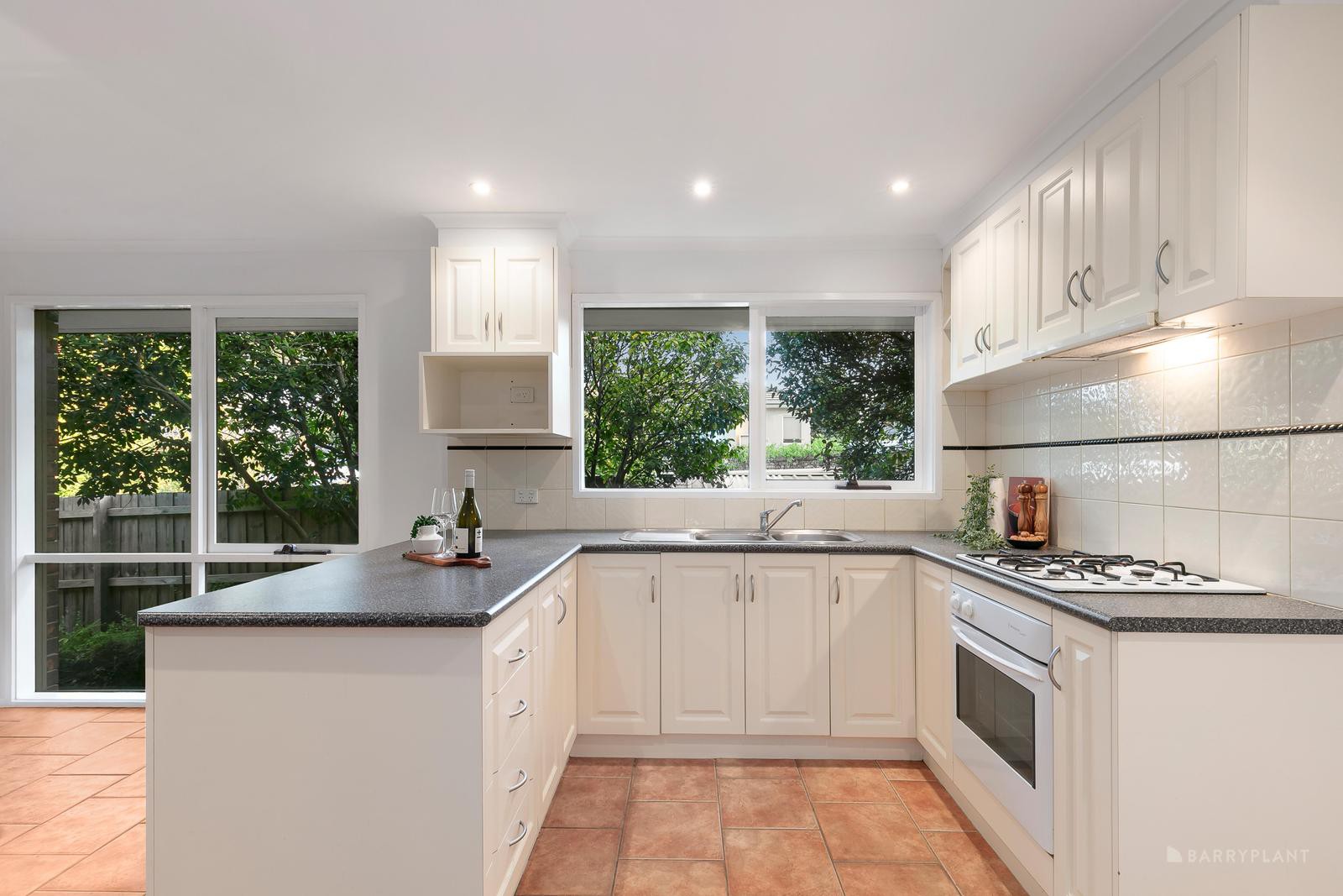 2/27 Maidstone Street, Ringwood, VIC 3134, Ringwood - Thumbnail 4