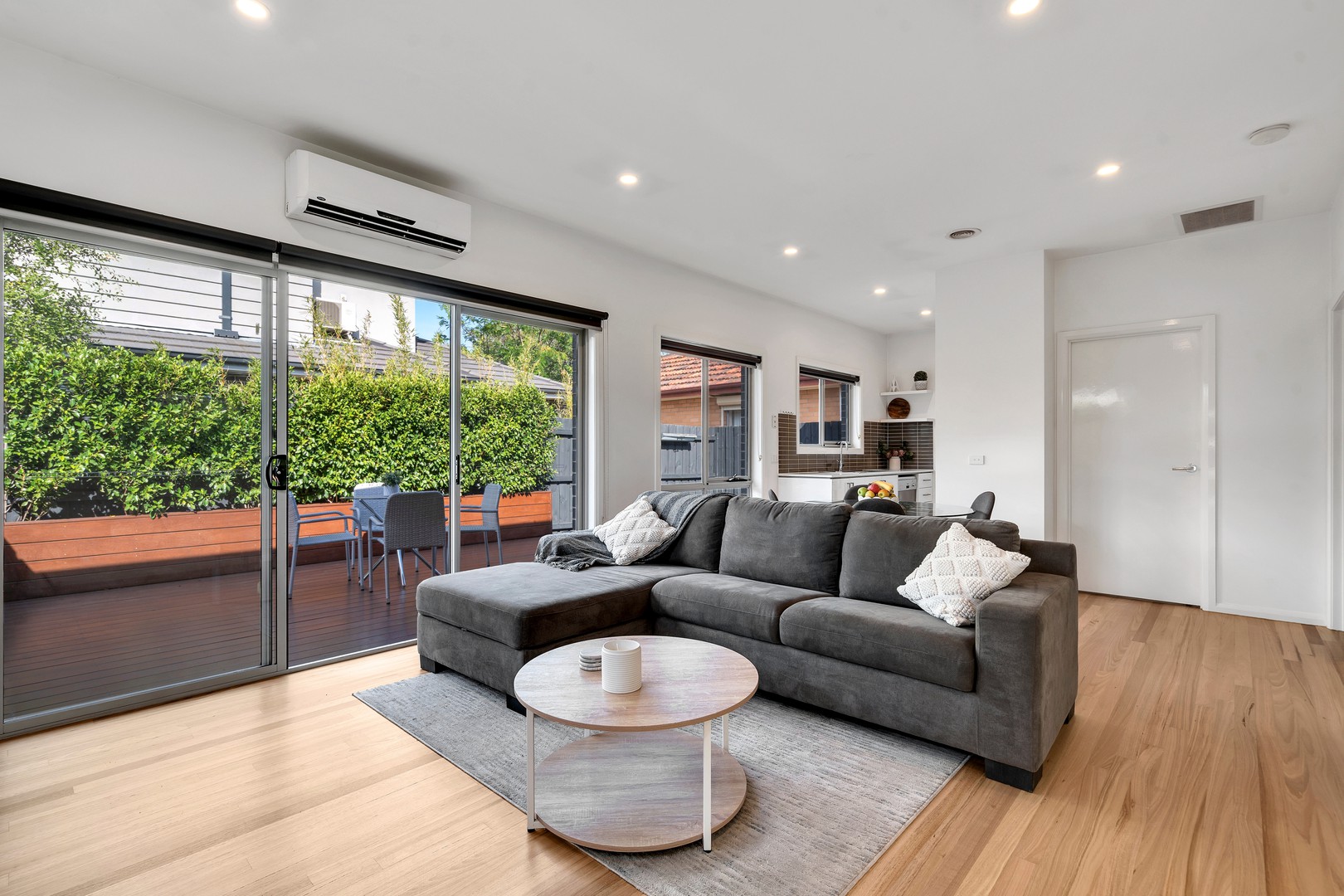 2/27 Neville Street, Keilor East, VIC 3033, Keilor East - Thumbnail 4