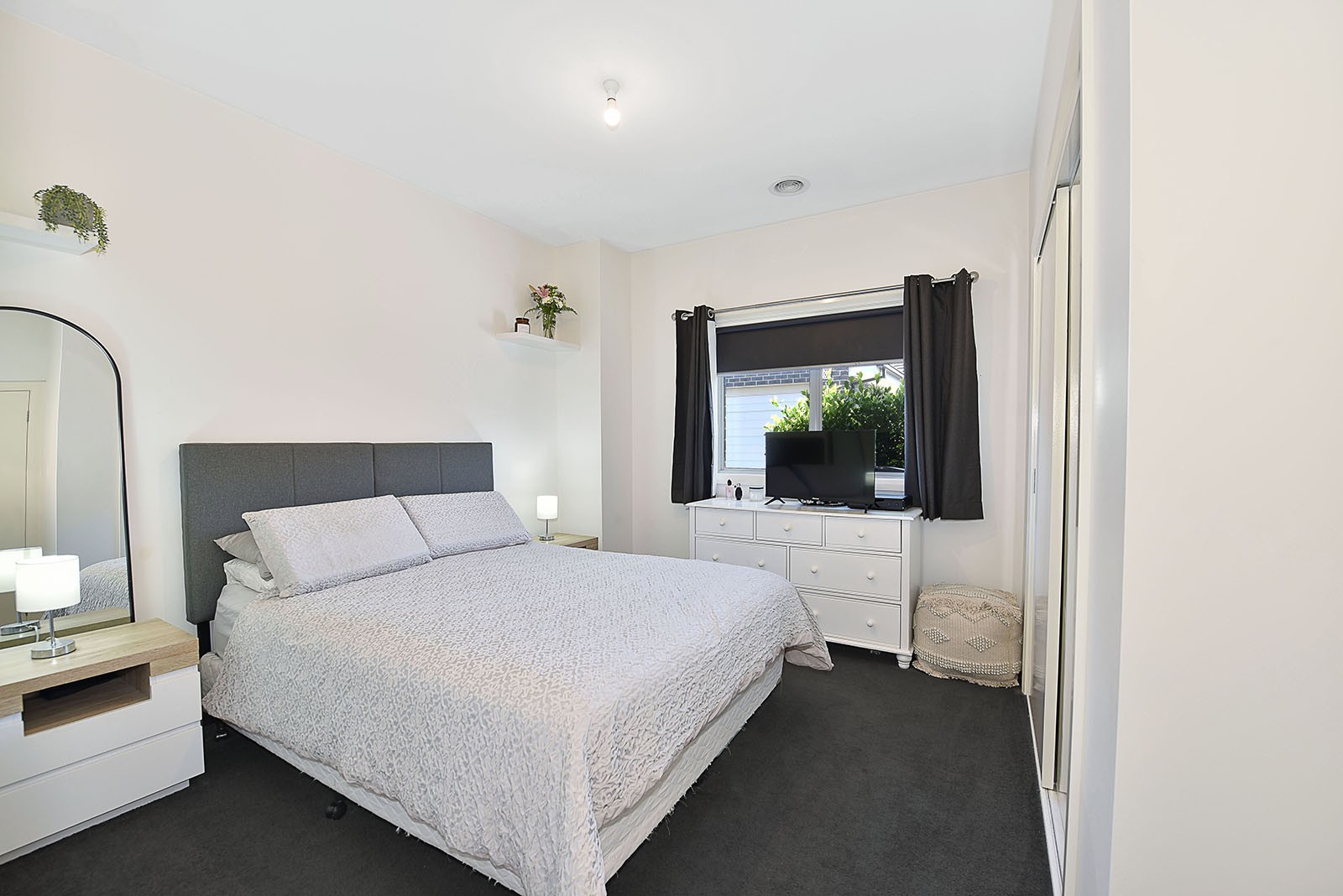 2/27 Neville Street, Keilor East, VIC 3033, Keilor East - Thumbnail 3