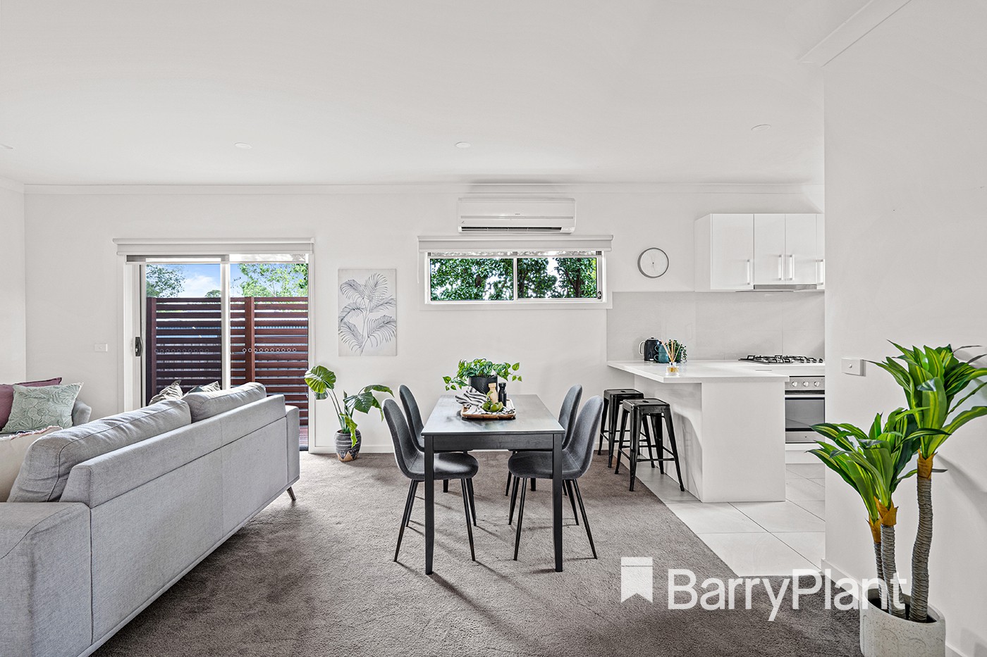 2/27 Terrigal Crescent, Kilsyth, VIC 3137, Kilsyth - Thumbnail 3