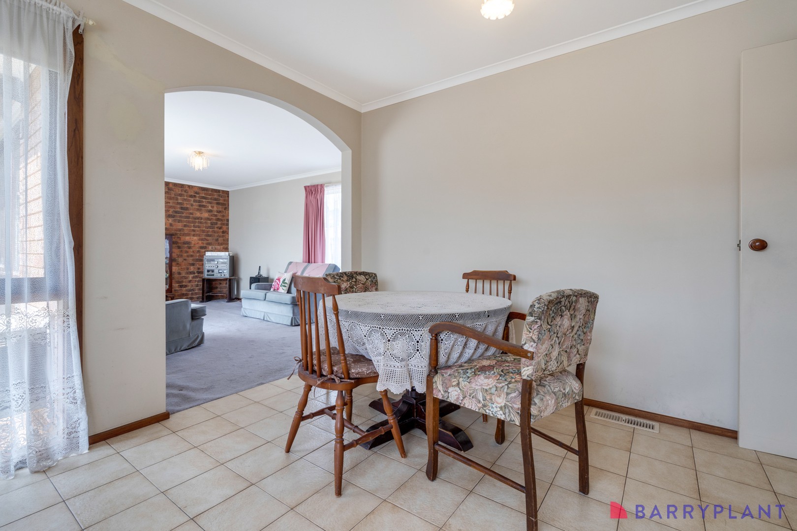 2/27 Whitelaw Street, Reservoir, VIC 3073, Reservoir - Thumbnail 4