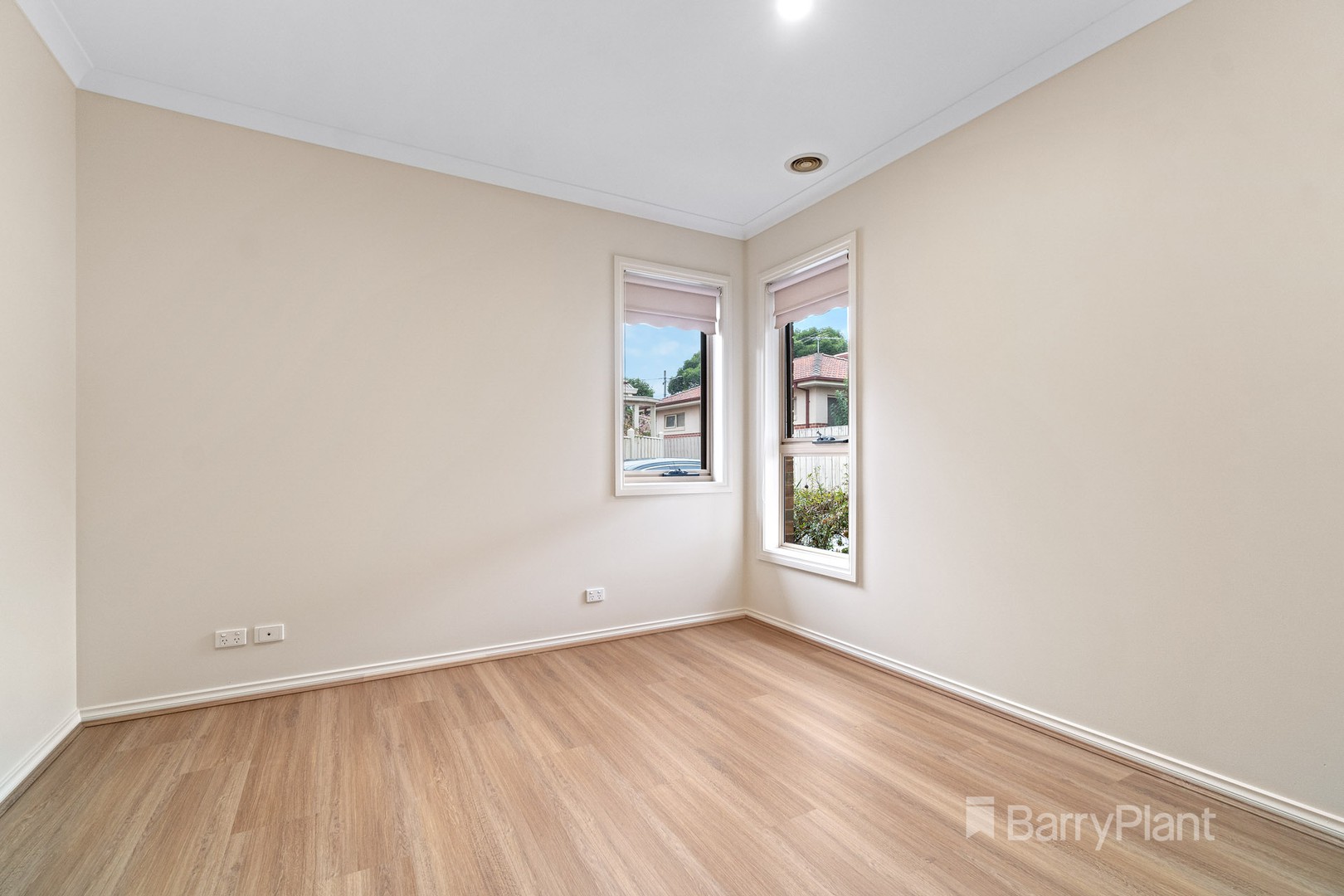 2/27 York Street, Reservoir, VIC 3073, Reservoir - Thumbnail 4