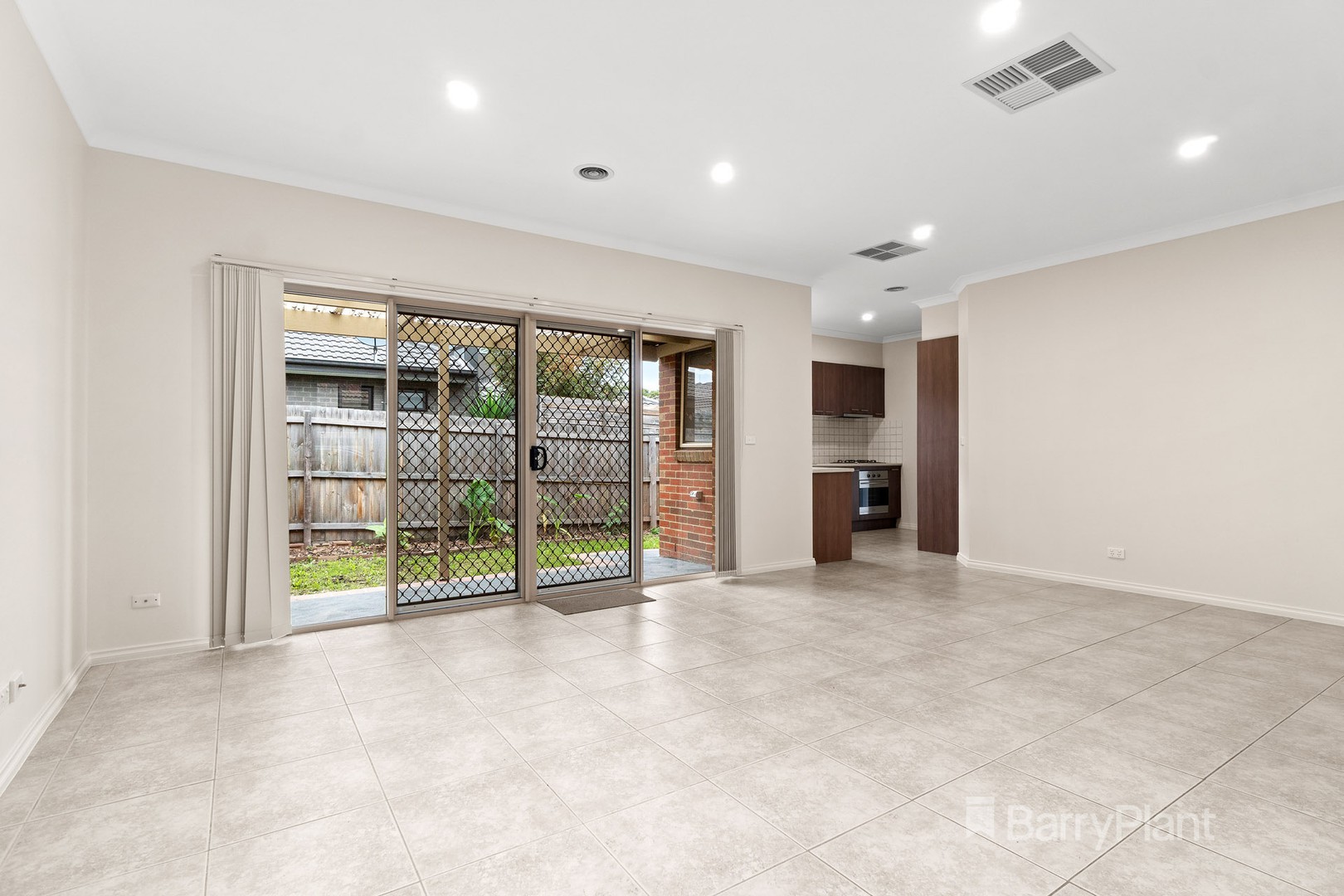 2/27 York Street, Reservoir, VIC 3073, Reservoir - Thumbnail 6