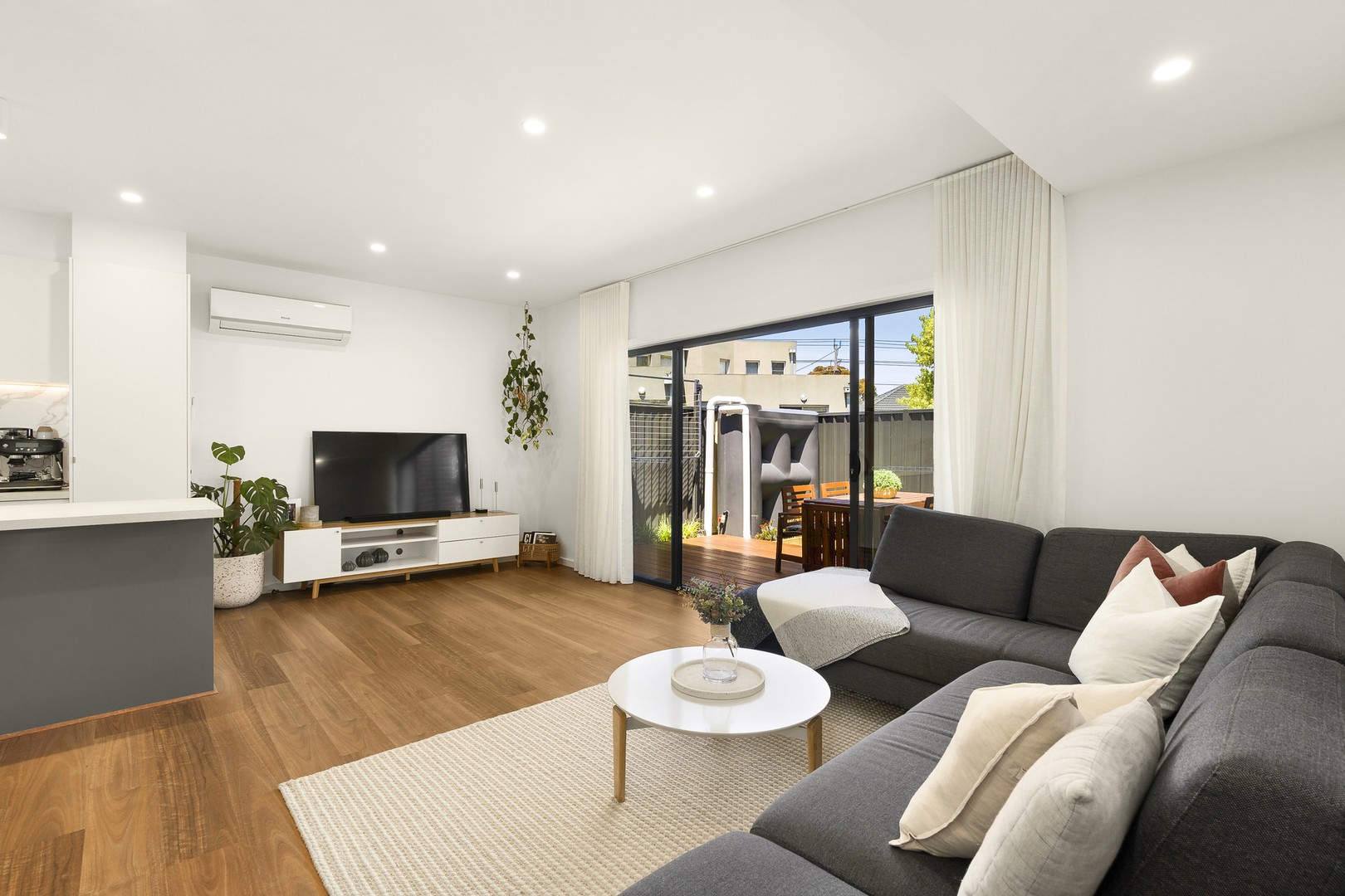 2/275 Sunshine Avenue, St Albans, VIC 3021, St Albans - Thumbnail 4