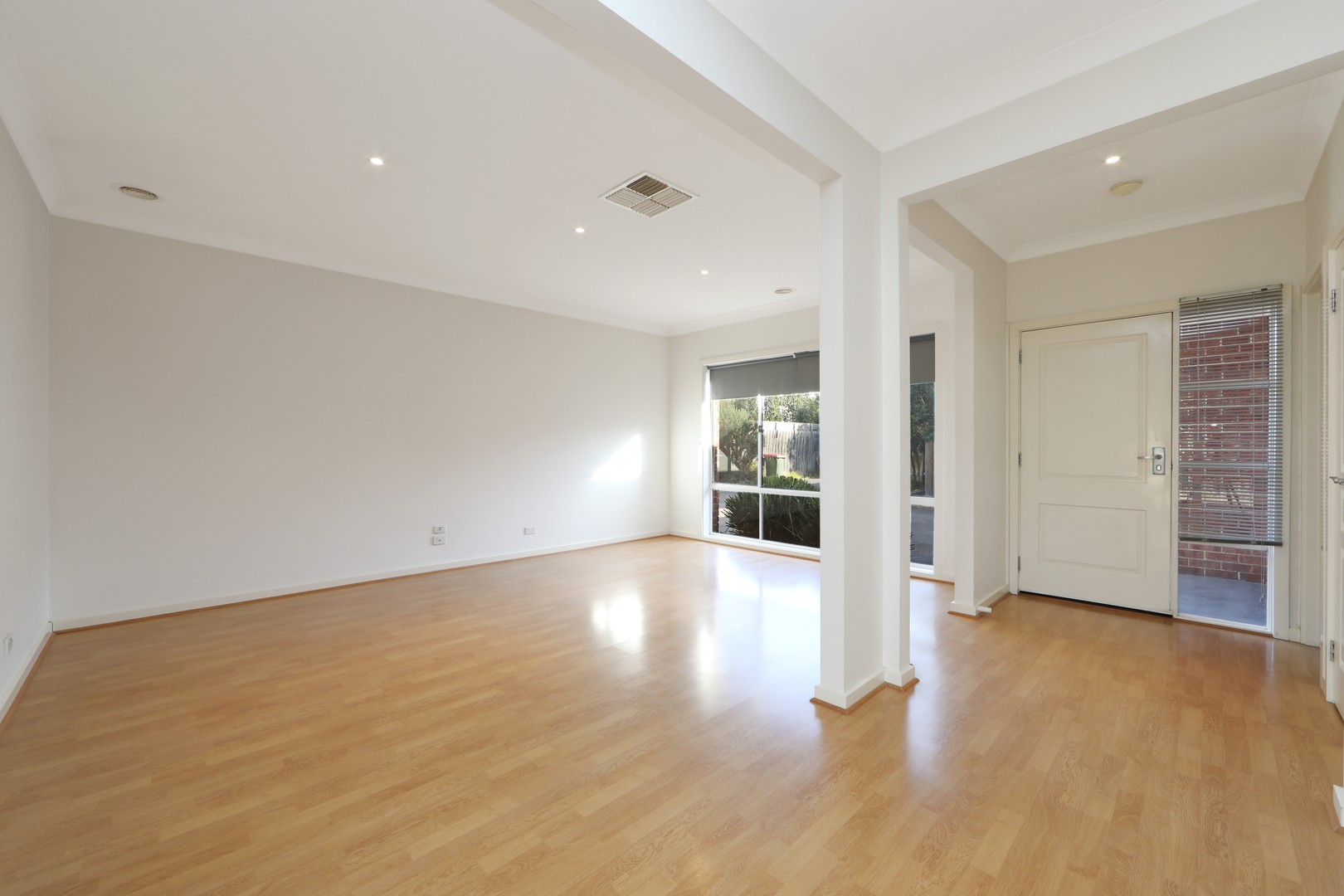 2/28 Burchall Crescent, Rowville, VIC 3178, Rowville - Thumbnail 4