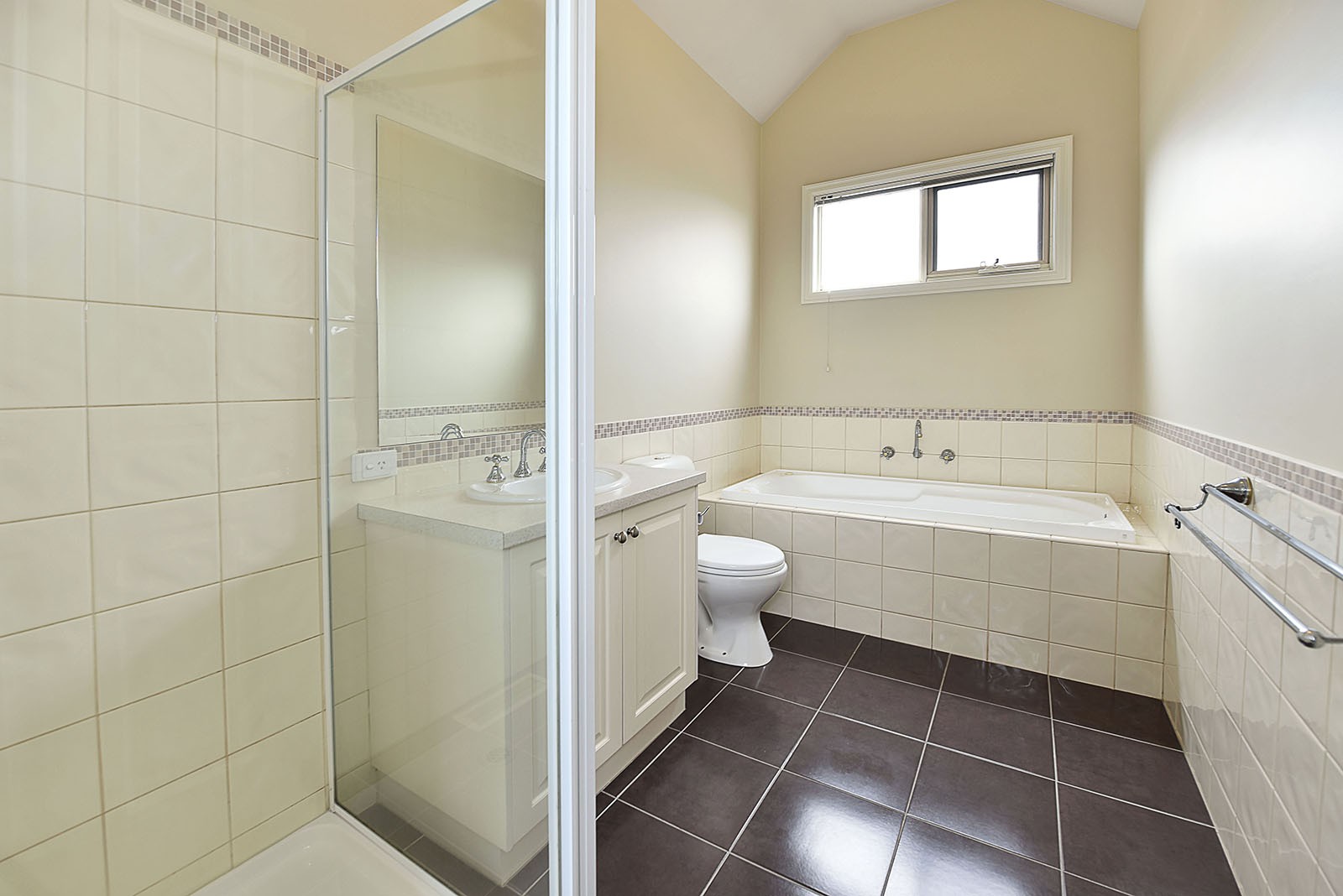 2/28 Cooper Street, Essendon, VIC 3040, Essendon - Thumbnail 5
