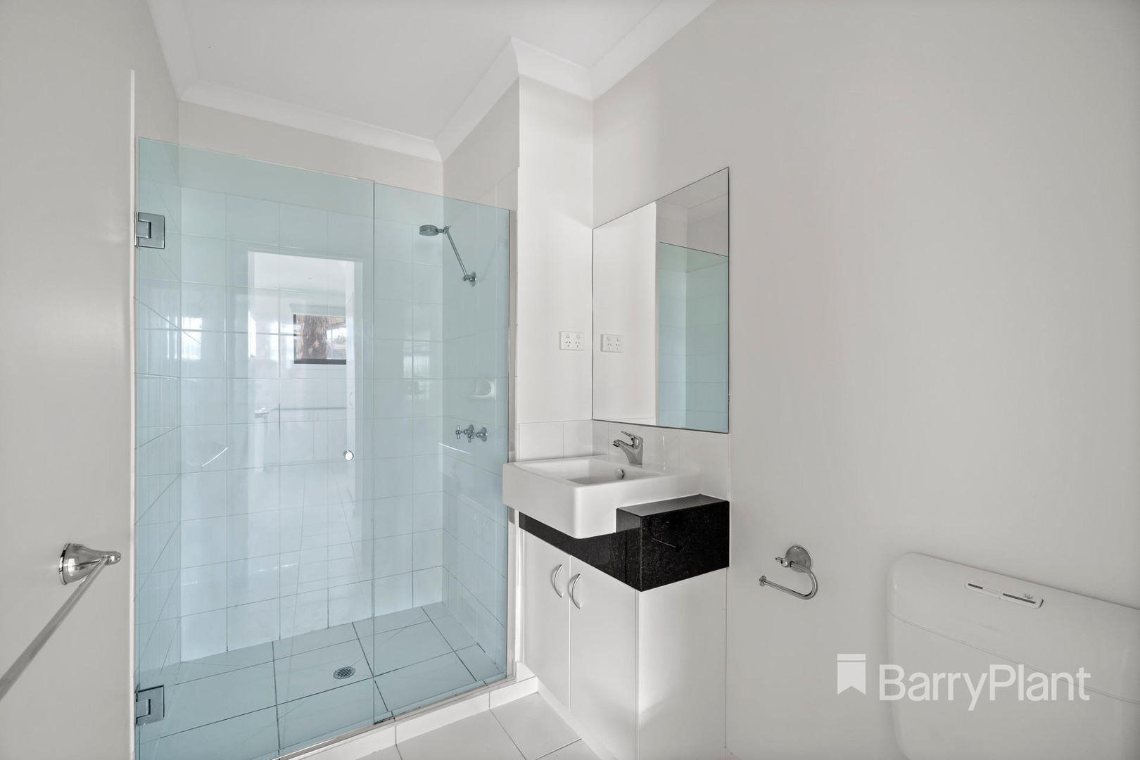 2/28 Diamond BoulevardGreensborough, VIC 3088, Greensborough - Thumbnail 7
