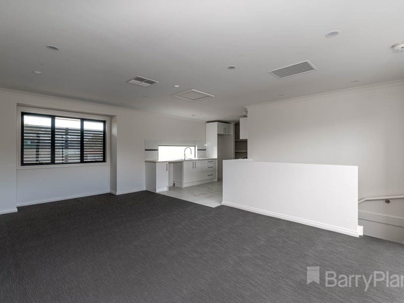 2/28 Henry Street, Noble Park, VIC 3174, Noble Park - Thumbnail 2