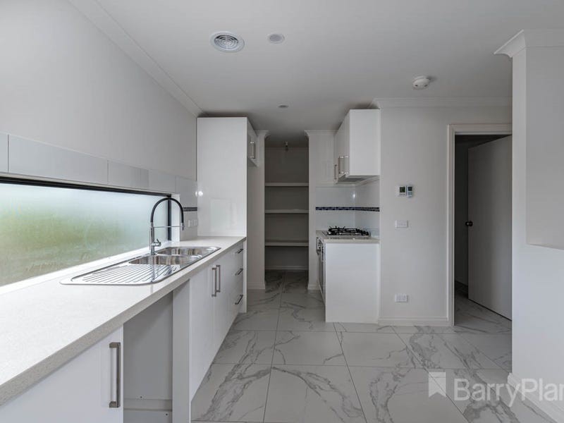 2/28 Henry Street, Noble Park, VIC 3174, Noble Park - Thumbnail 3