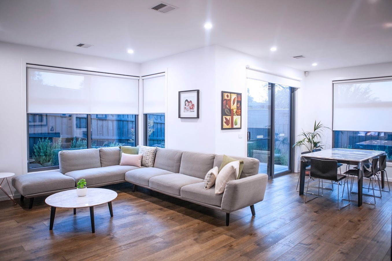 2/28 Leonie Avenue, Mount Waverley, VIC 3149 - Thumbnail 1 - 25/04/2018