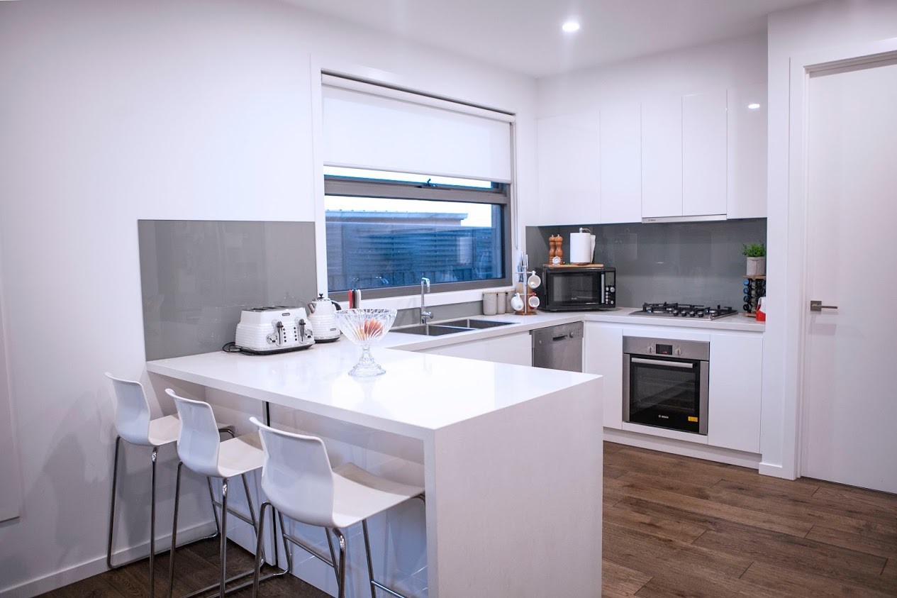 2/28 Leonie Avenue, Mount Waverley, VIC 3149 - Thumbnail 2 - 25/04/2018