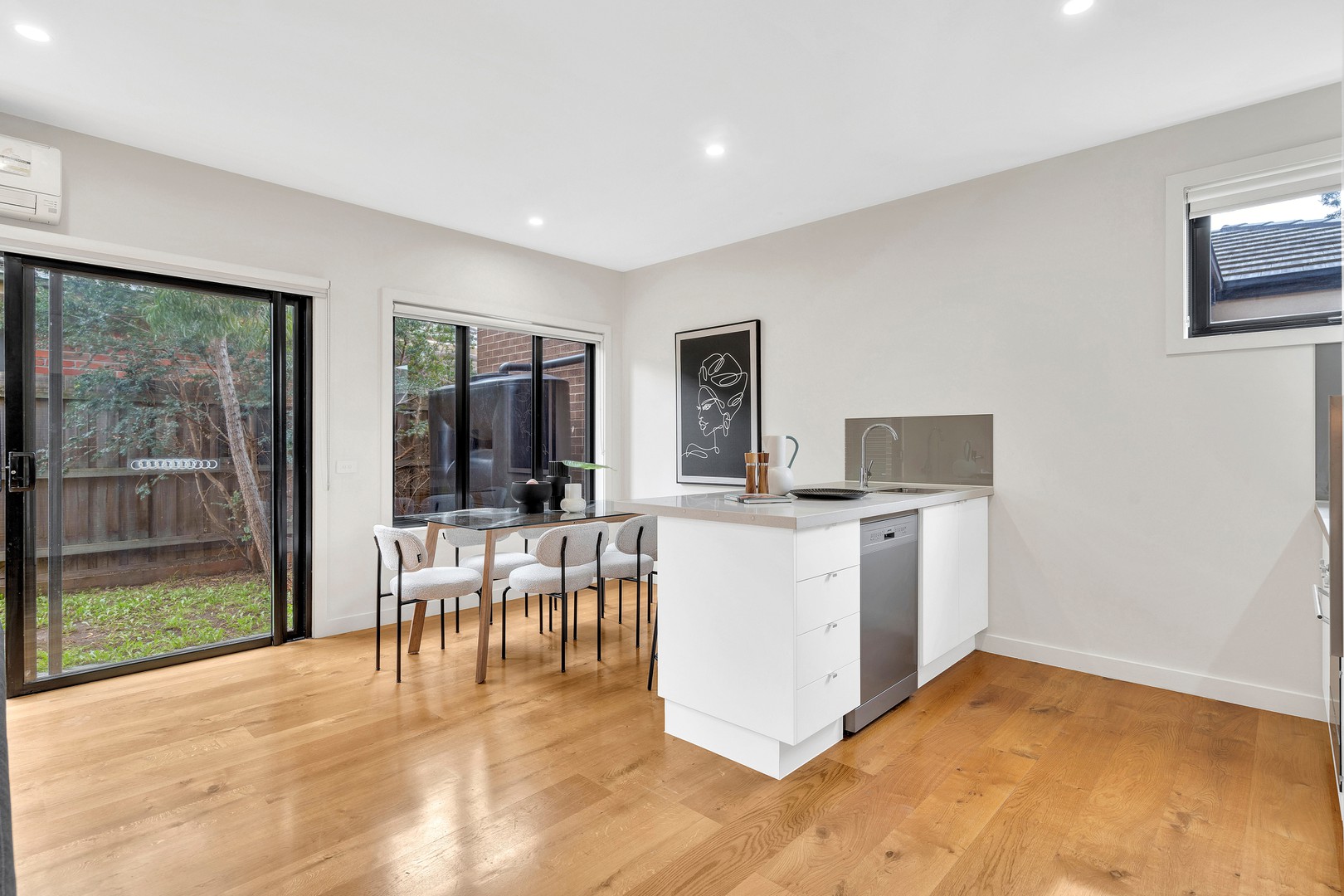2/28 Roland Avenue, Strathmore, VIC 3041, Strathmore - Thumbnail 6