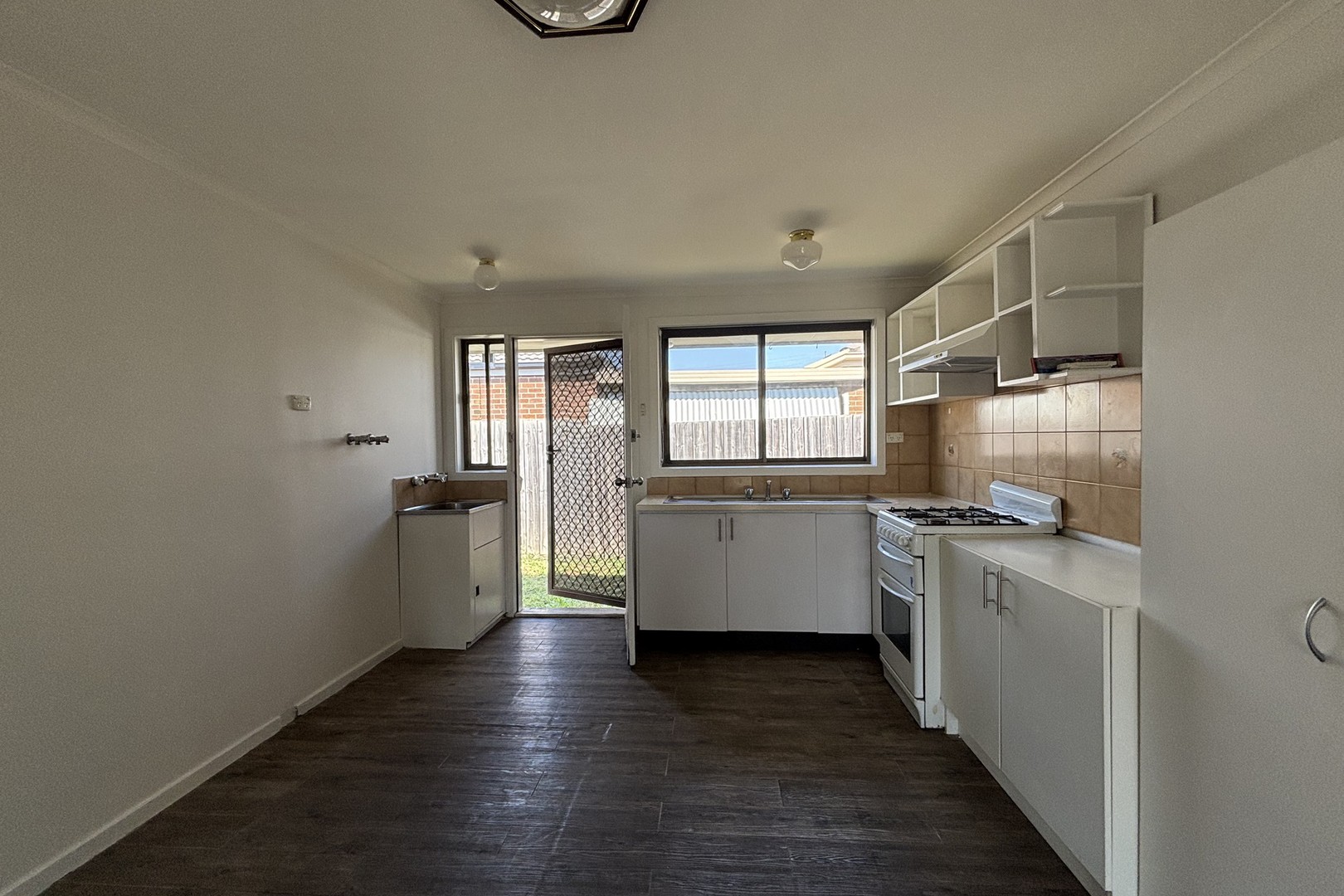 2/28 Spring StreetThomastown, vic 3074  - Leased, Thomastown - Thumbnail 6