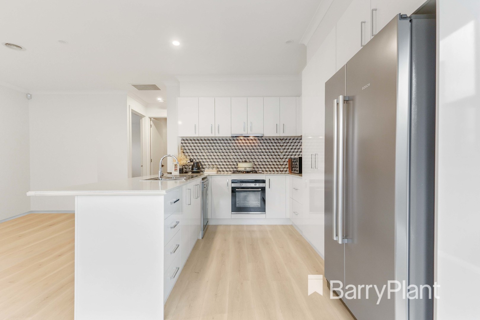 2/28 Welwyn Parade, Deer Park, VIC 3023, Deer Park - Thumbnail 5