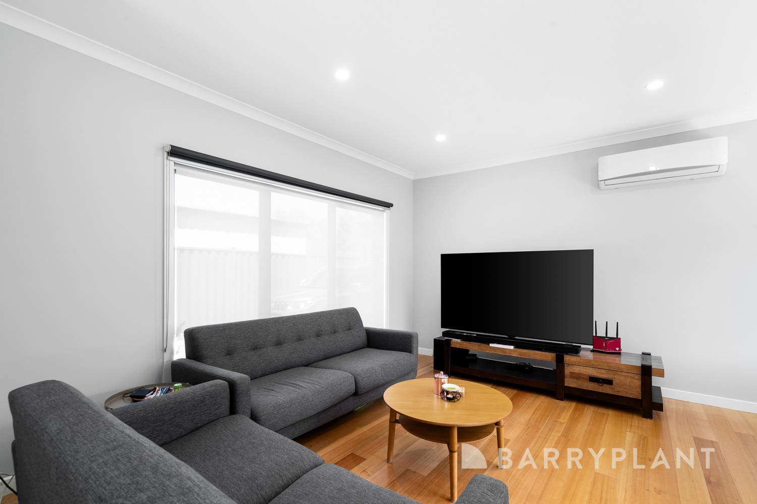 2/29 Bangerang Avenue, Sunshine North, VIC 3020 - Thumbnail 2 - 14/11/2023