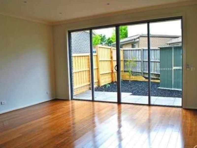 2/29 Chase Boulevard, Berwick, VIC 3806, Berwick - Thumbnail 5