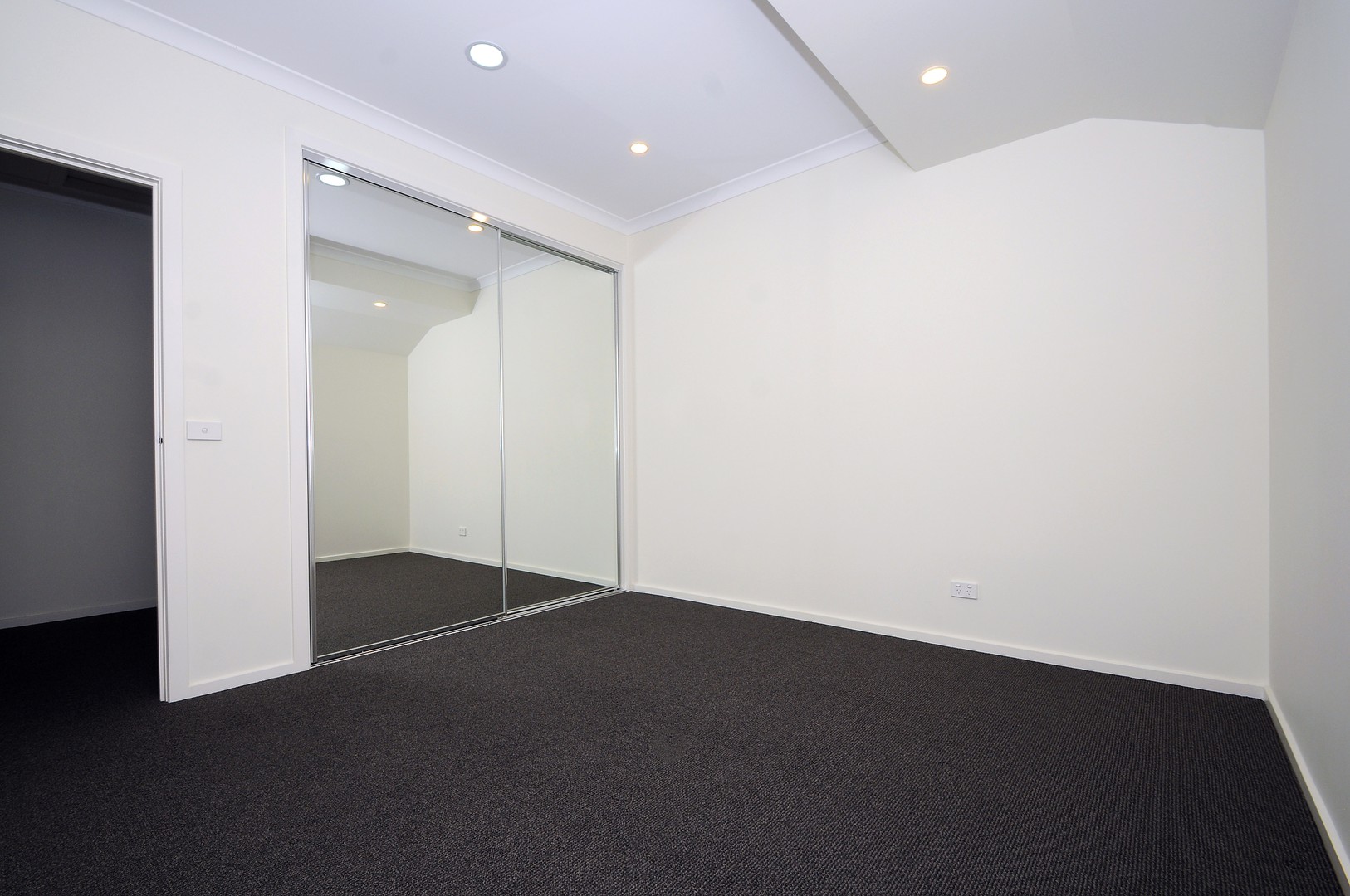 2/29 Mitchell  Street, Seaford, VIC 3198 - Thumbnail 1 - 07/12/2023