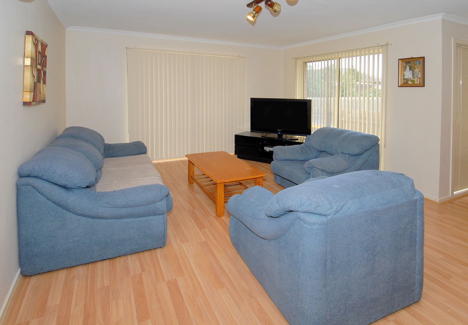 2/29 Moffat Street, St Albans, VIC 3021, St Albans - Thumbnail 2