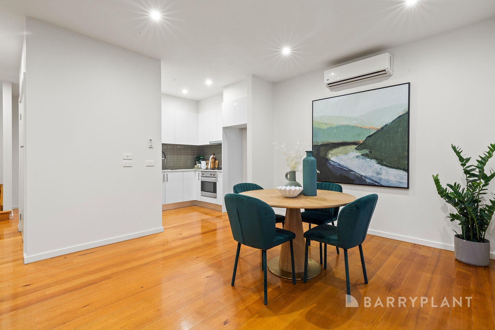 2/29 Station Road, Oak Park, VIC 3046, Oak Park - Thumbnail 4