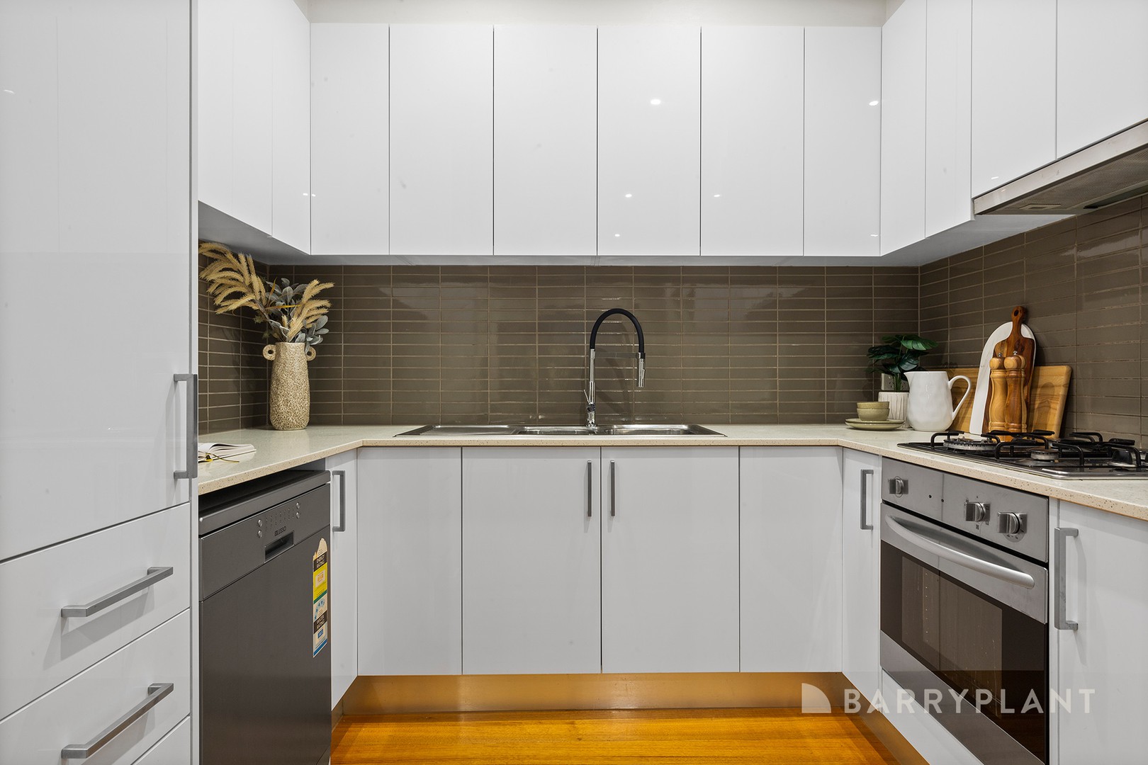 2/29 Station Road, Oak Park, VIC 3046, Oak Park - Thumbnail 5