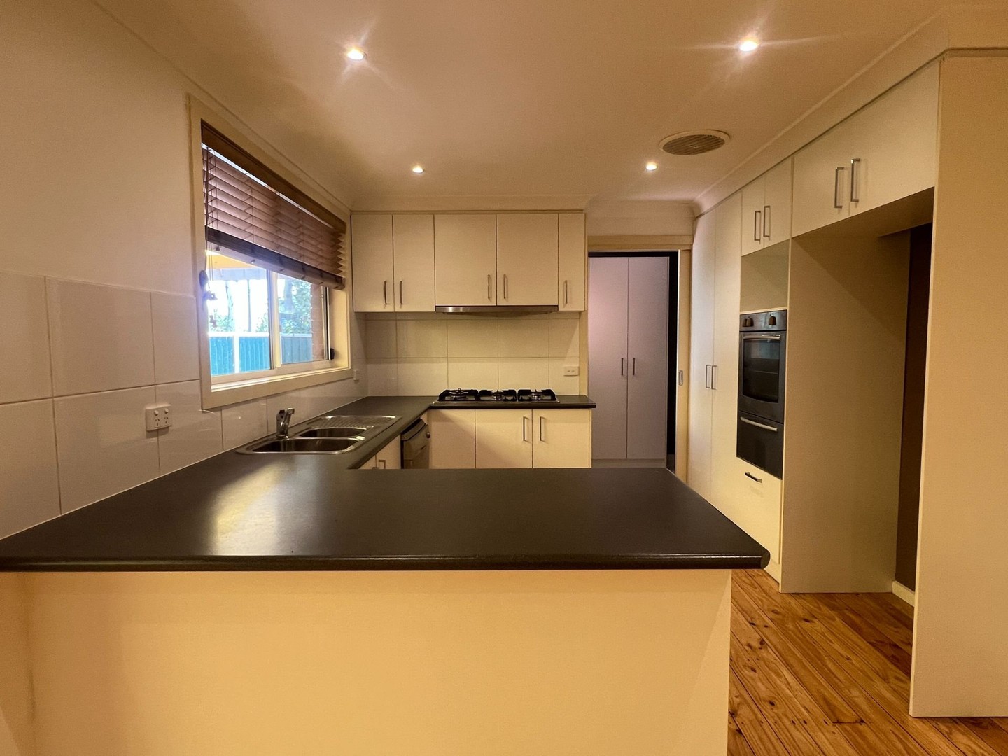 2/3-5 Mcclure Rd, Dingley Village, VIC 3172, Dingley Village - Thumbnail 2
