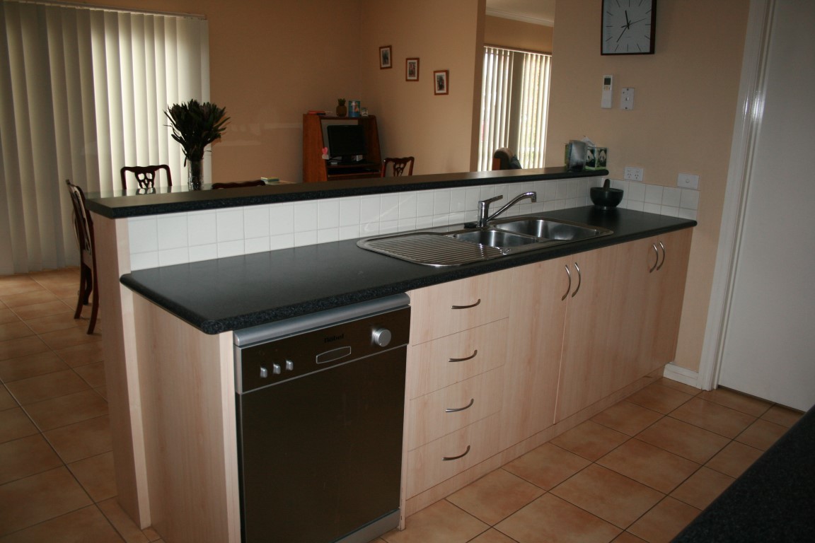 2/3-5 Stephen StreetRiddells Creek, VIC 3431  - Leased, Riddells Creek - Thumbnail 4