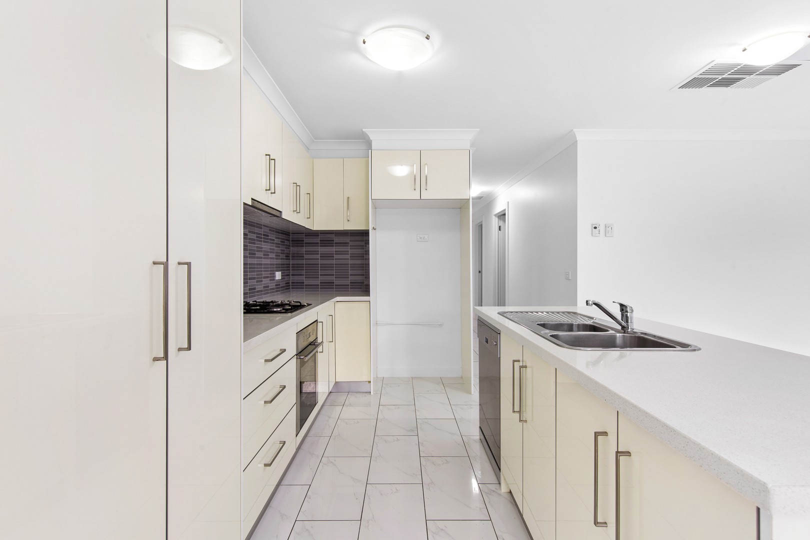 2 & 3/54 Lima Street, St Albans, VIC 3021, St Albans - Thumbnail 7