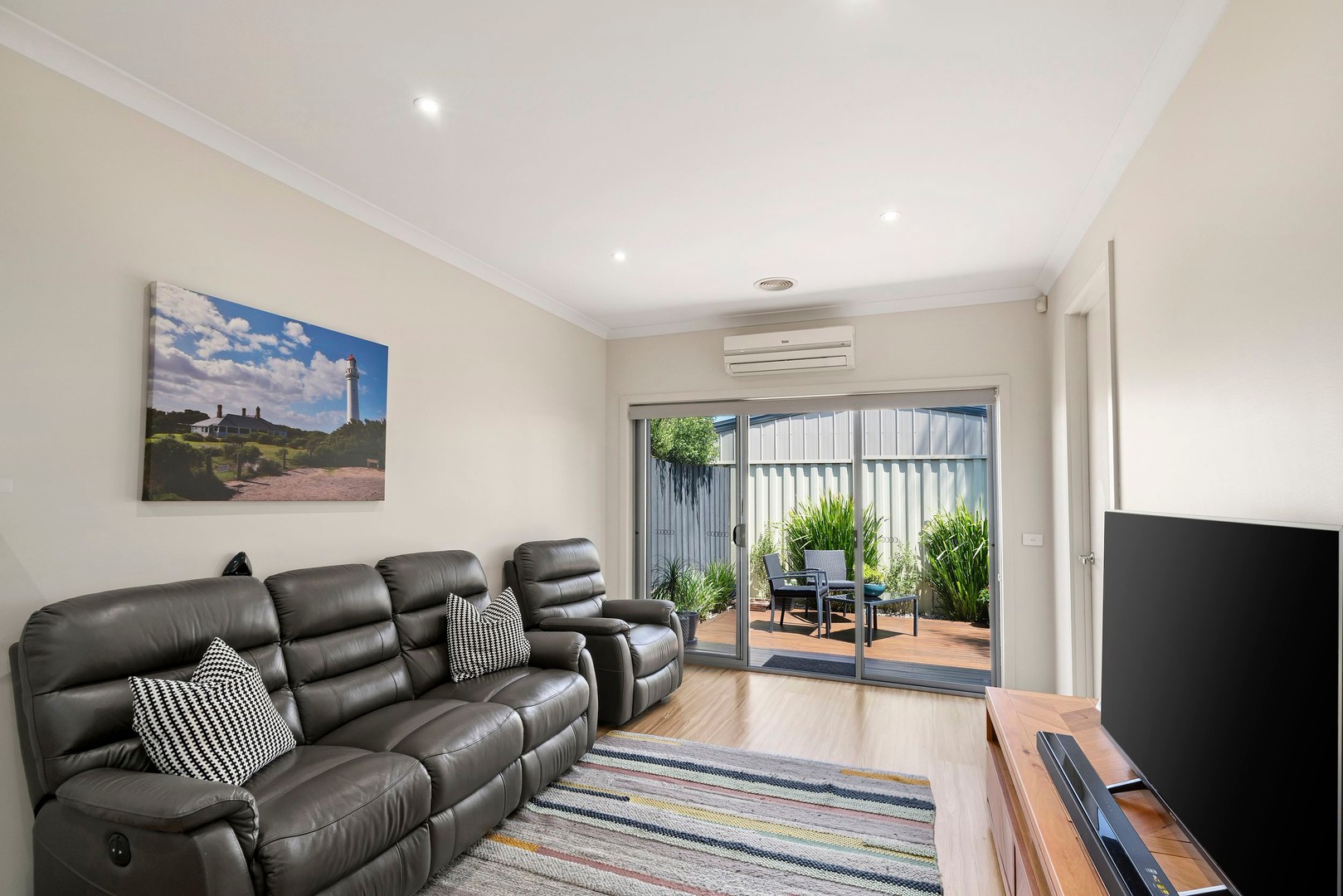 2/3 Barclay Street, Albion, VIC 3020, Albion - Thumbnail 4
