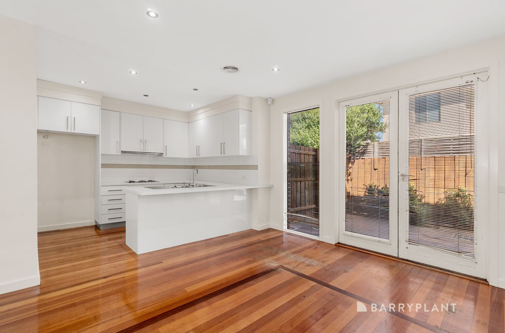 2/3 Beverley Street, Doncaster East, VIC 3109, Doncaster East - Thumbnail 3