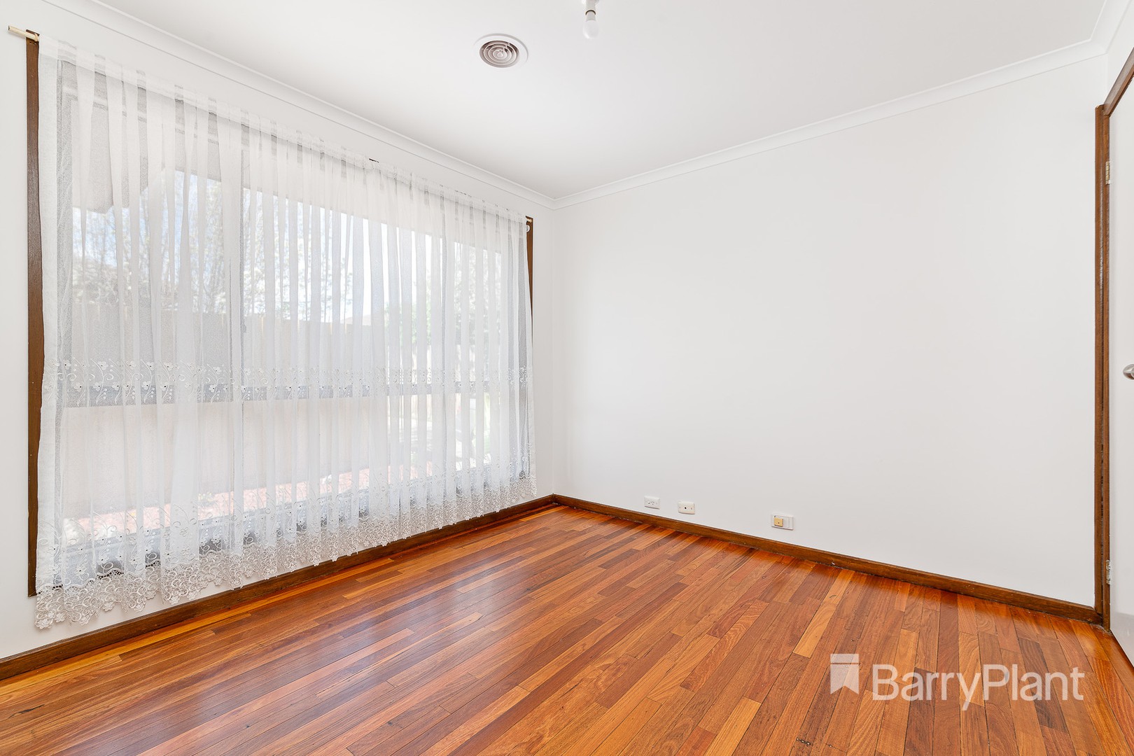 2/3 Binnak CourtMeadow Heights, VIC 3048, Meadow Heights - Thumbnail 8