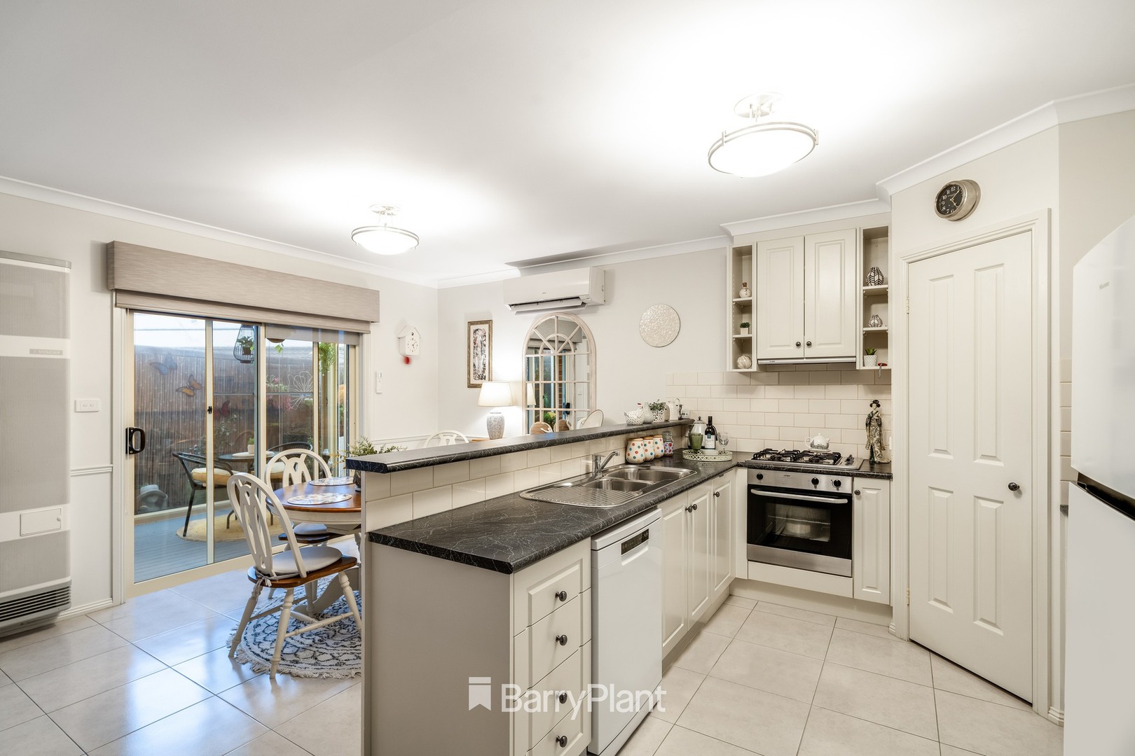 2/3 Conway CourtHighton, VIC 3216, Highton - Thumbnail 3