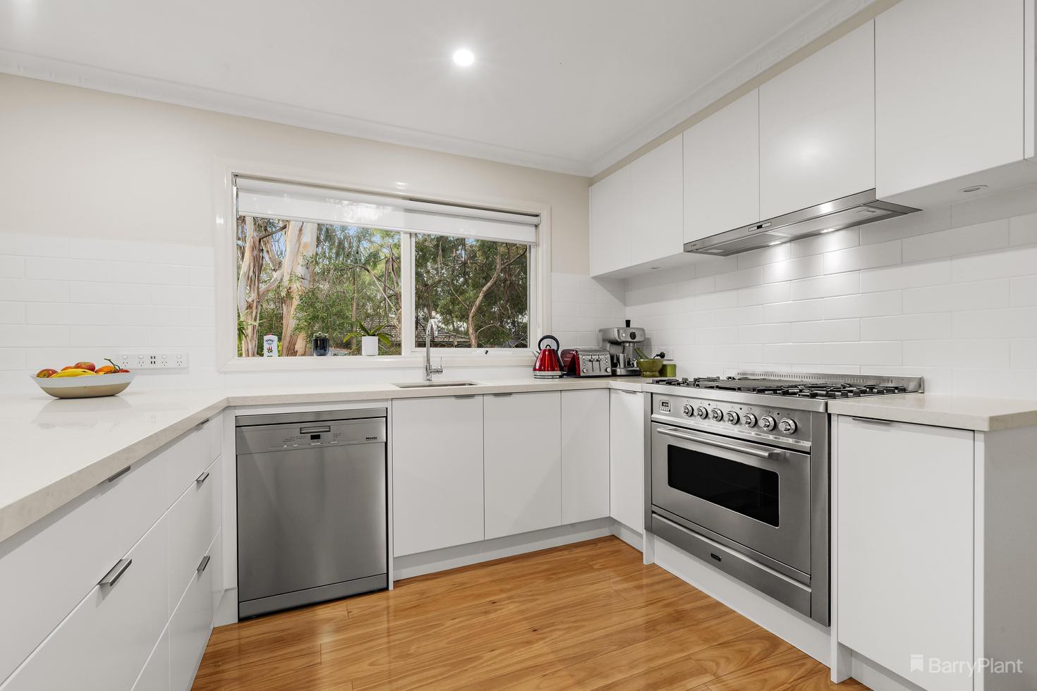 2/3 Cromwell Street, Eltham, VIC 3095, Eltham - Thumbnail 3