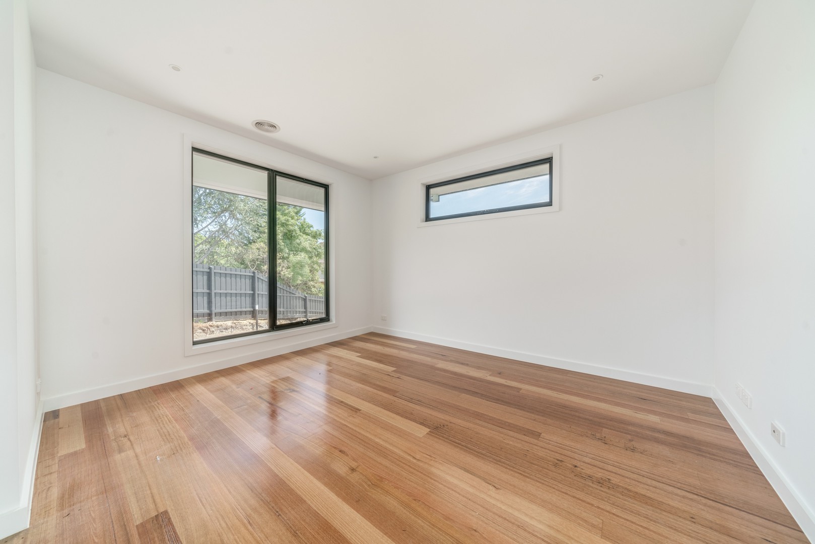 2/3 Eyre Court, Templestowe Lower, VIC 3107, Templestowe Lower - Thumbnail 4