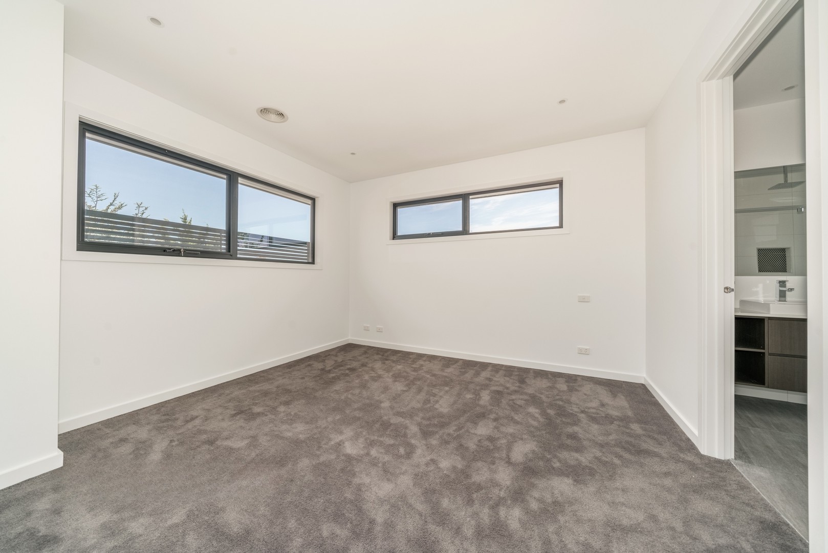 2/3 Eyre Court, Templestowe Lower, VIC 3107, Templestowe Lower - Thumbnail 5