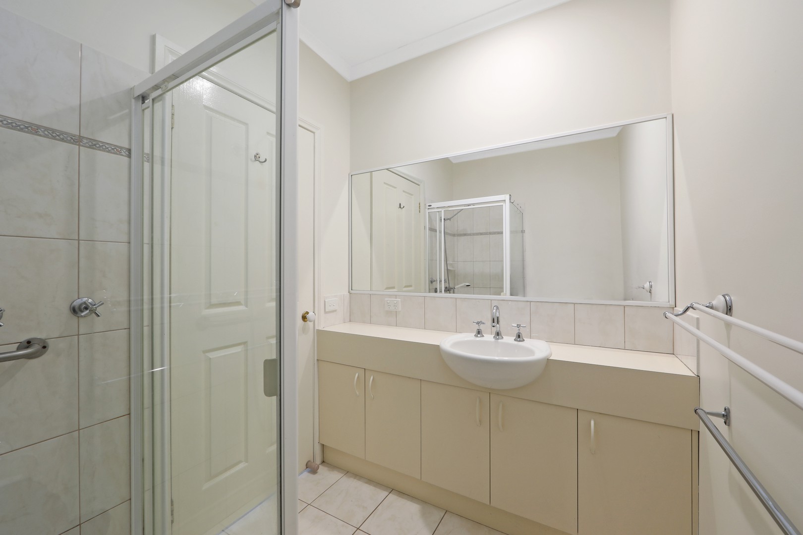 2/3 Fonteyn Drive, Wantirna South, VIC 3152, Wantirna South - Thumbnail 6