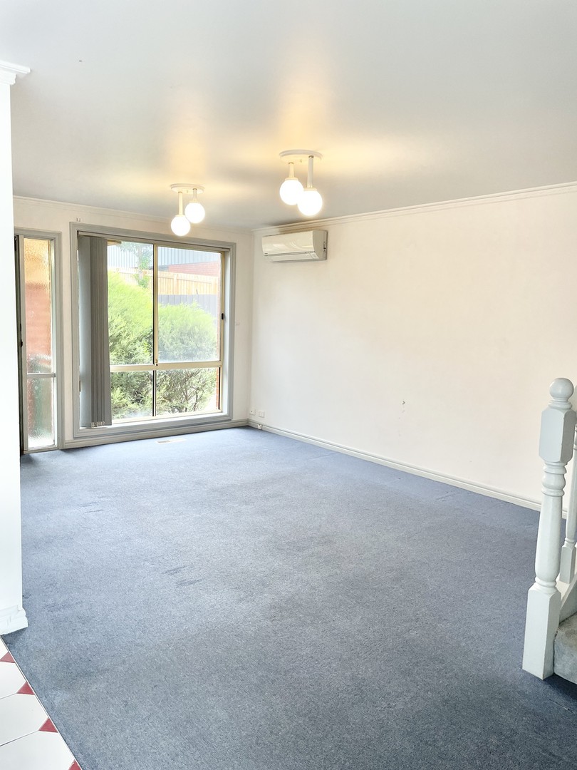 2/3 Hesleden Street, Essendon, VIC 3040, Essendon - Thumbnail 2
