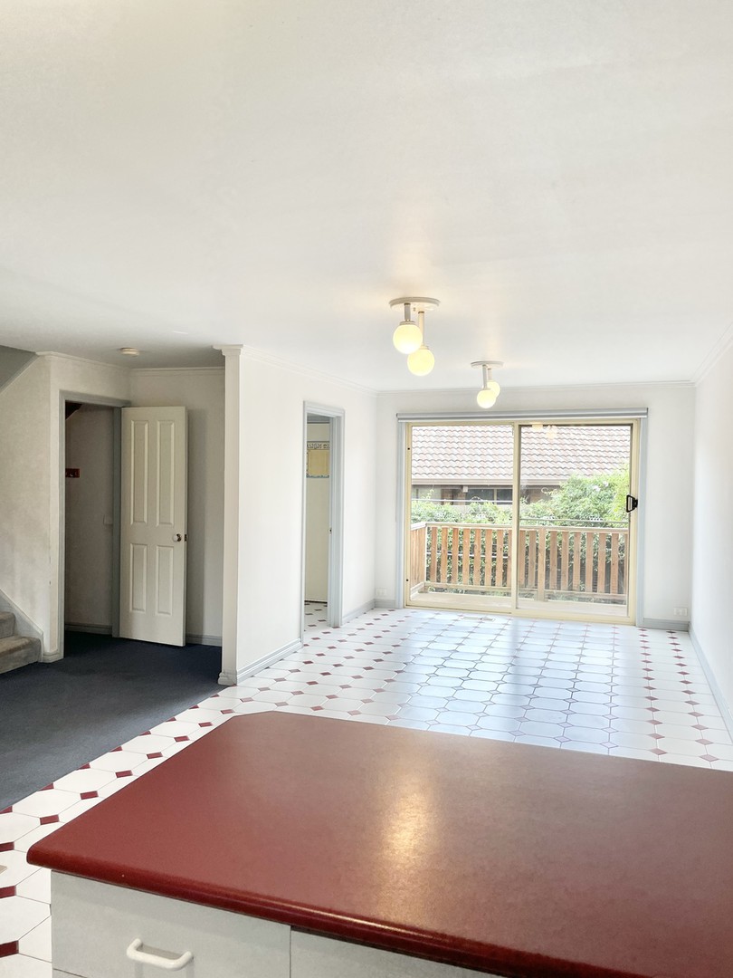 2/3 Hesleden Street, Essendon, VIC 3040, Essendon - Thumbnail 5