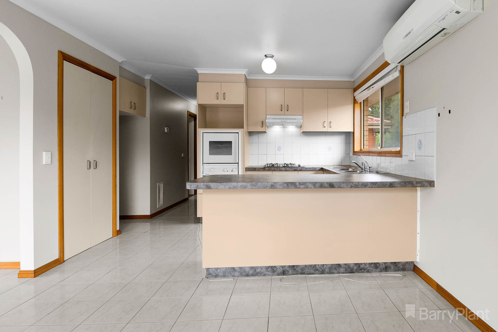 2/3 Jade Court, Narre Warren, VIC 3805, Narre Warren - Thumbnail 2