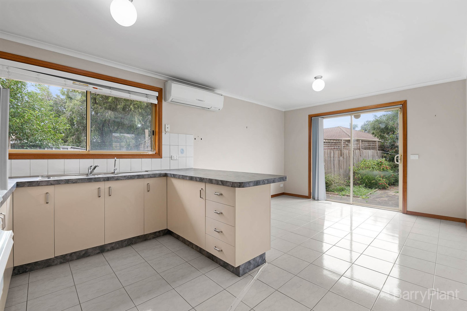2/3 Jade Court, Narre Warren, VIC 3805, Narre Warren - Thumbnail 4