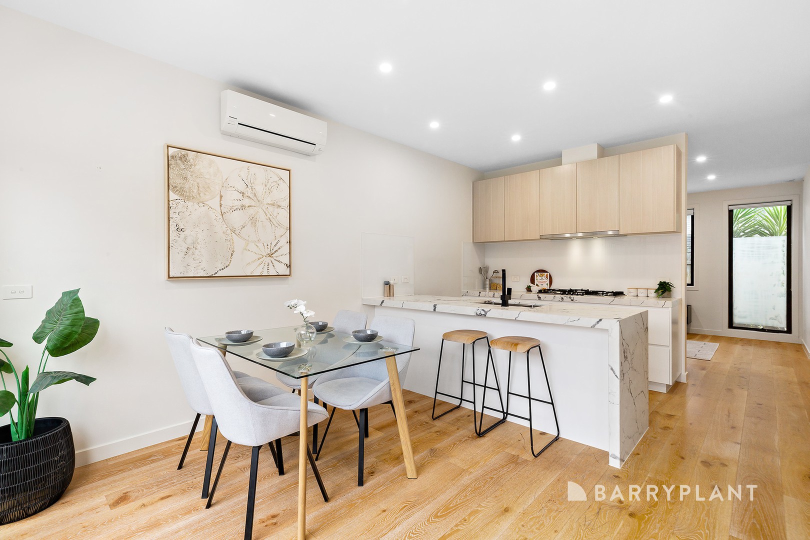 2/3 Kookaburra Street, Altona, VIC 3018, Altona - Thumbnail 2