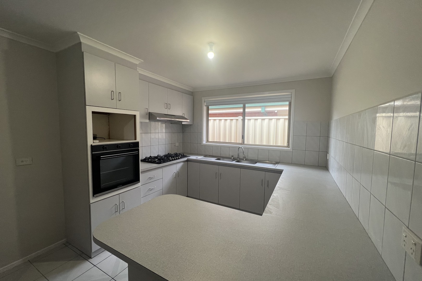 2/3 Nadur Court, St Albans, VIC 3021, St Albans - Thumbnail 3