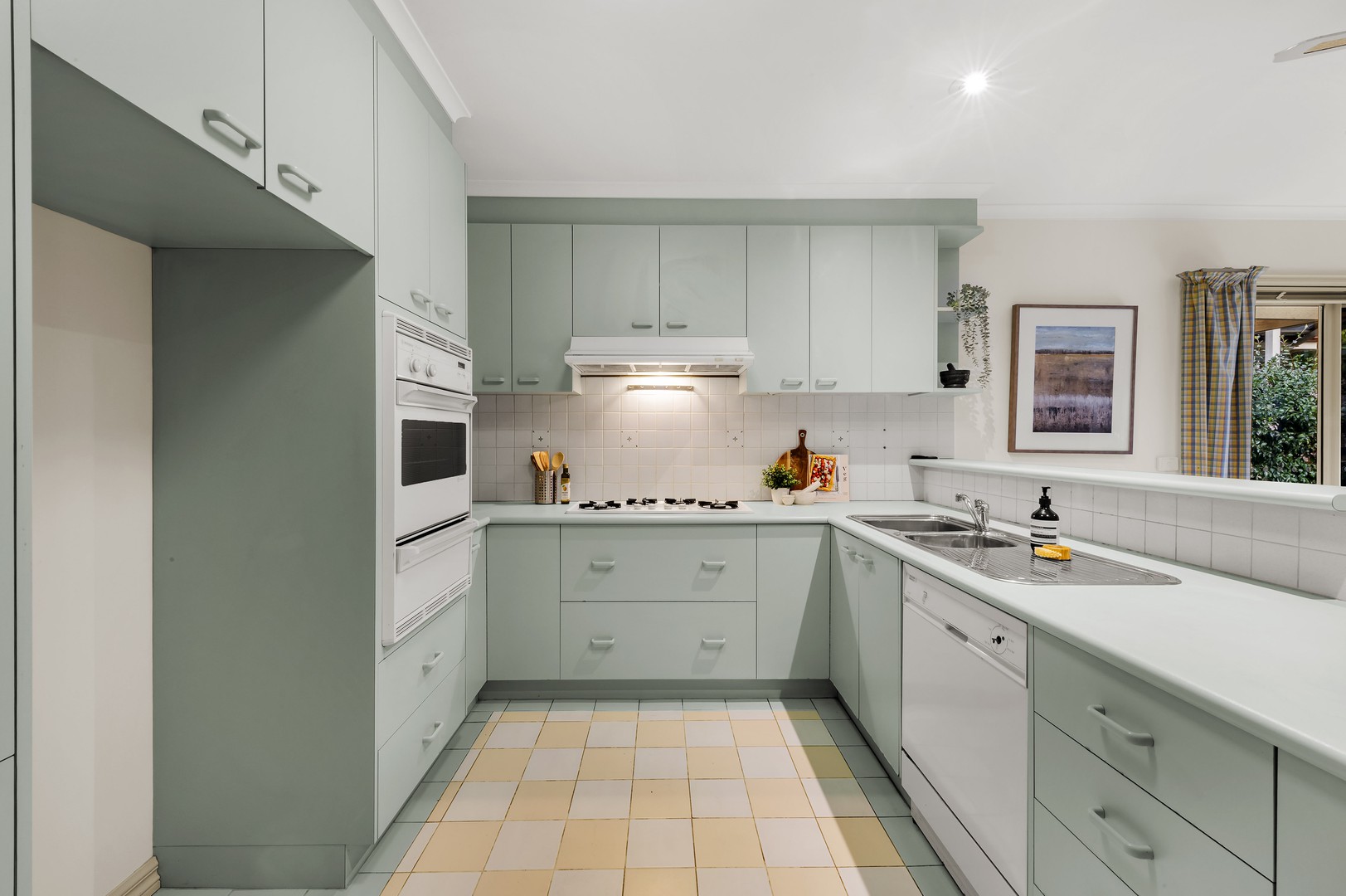2/3 Pine Ridge, Donvale, VIC 3111, Donvale - Thumbnail 3